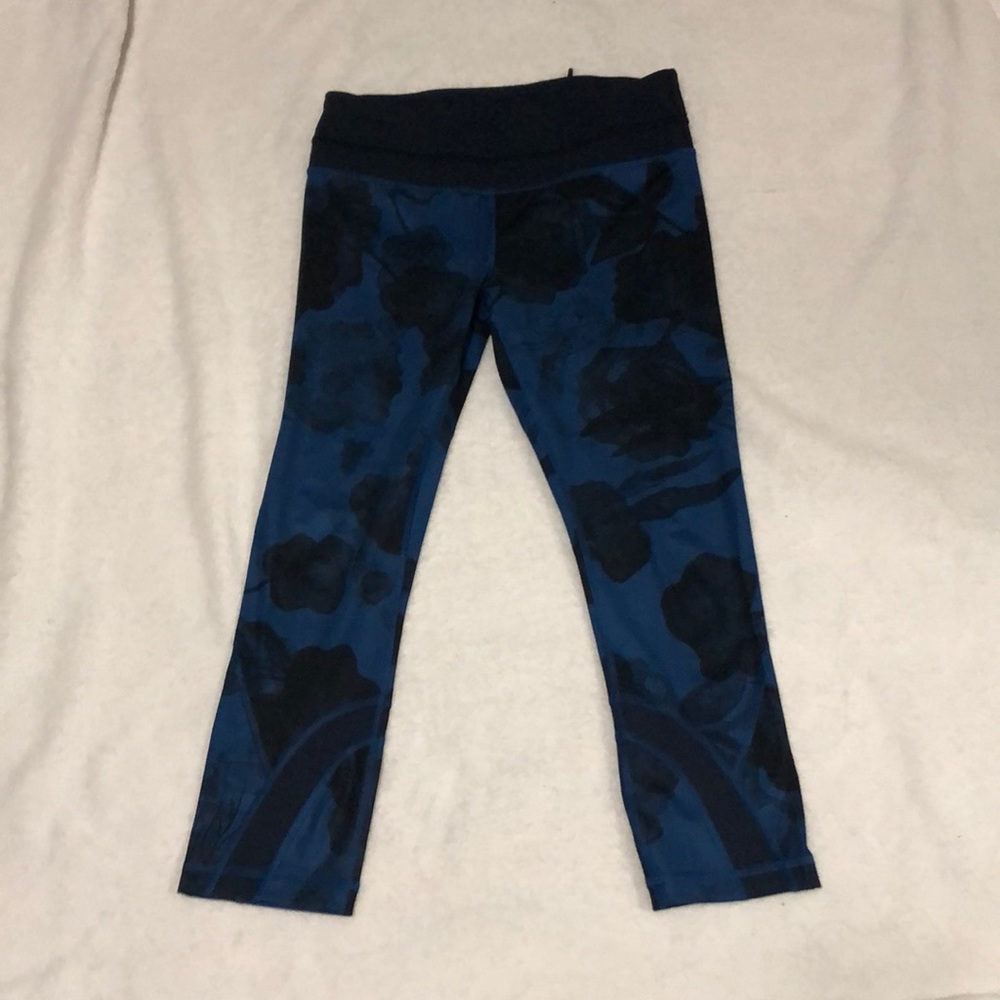 Lululemon cropped leggings